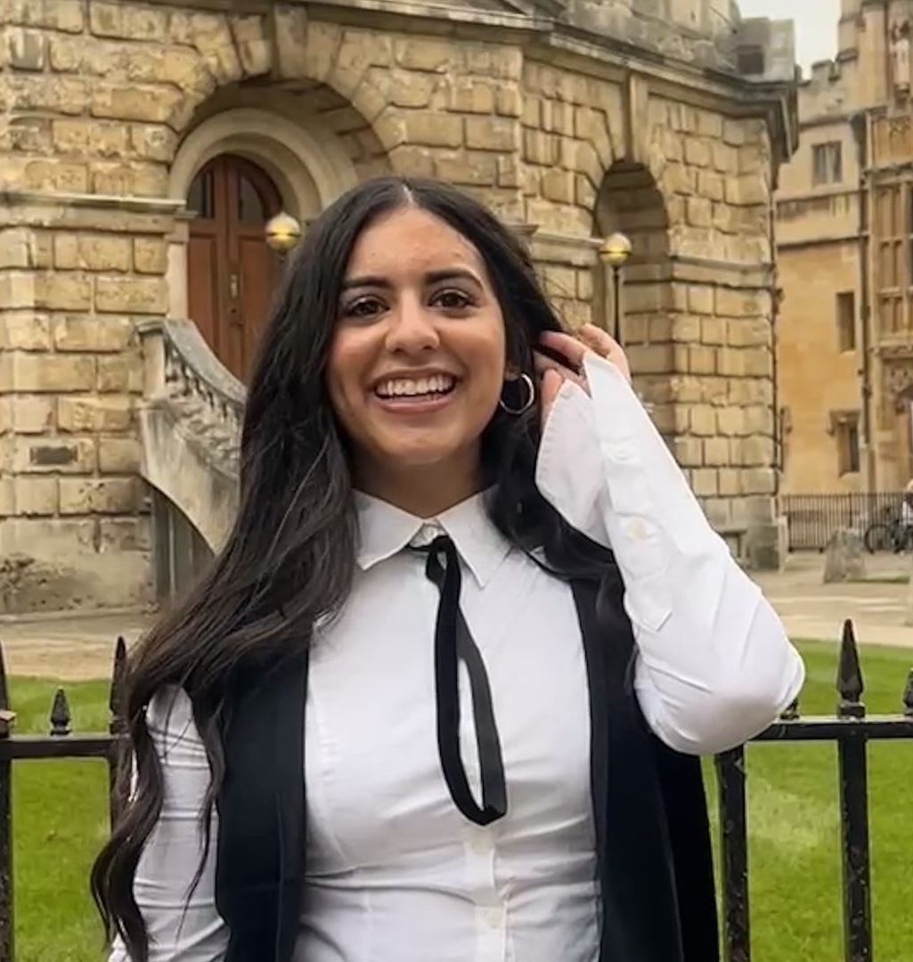 Ria Tandon, Tutor